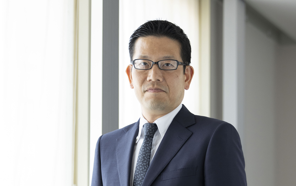 デバイス事業担当　堀越裕史